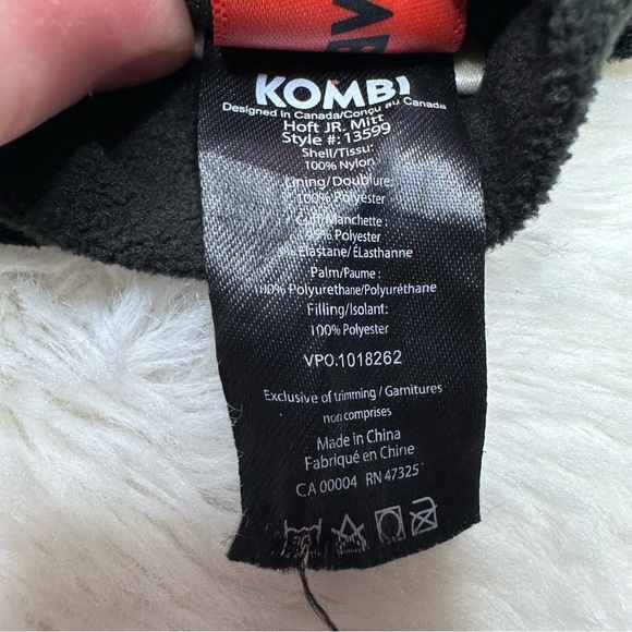 Kombi Mittens Blue & Black Size Extra Small - Picture 11 of 12